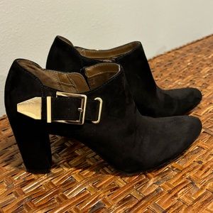 AEROSOLES ankle booties Size 7